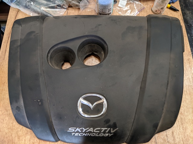 MAZDA PE01E02F4 в наличии Кривой Рог