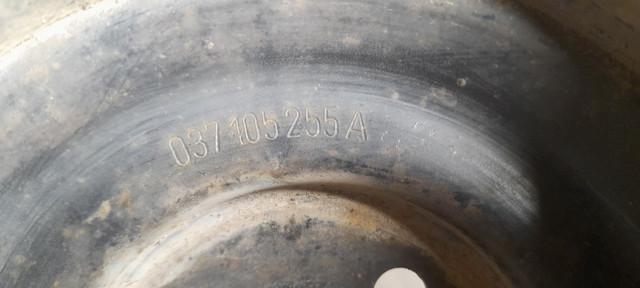 VAG 037105255A Шкив коленвала в наличии Кривой Рог