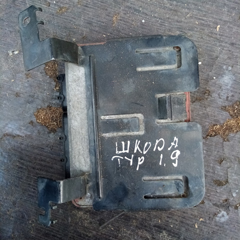 038906018BC VAG Модуль управления (ЭБУ) двигателем купить в Ужгород