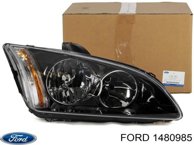 FORD 1480985 Фара правая в наличии Черновцы