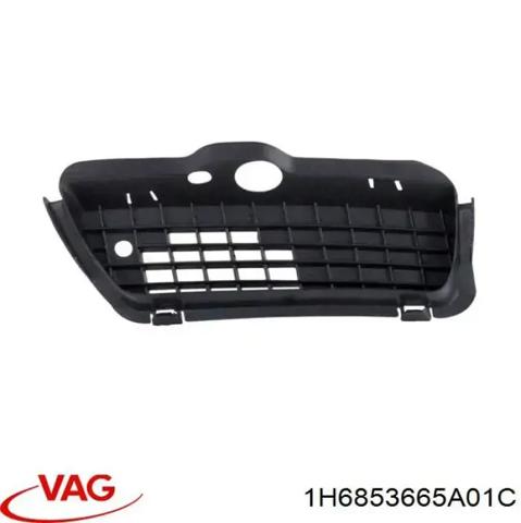 Заглушка ПТФ бампера переднего левая Volkswagen Golf 3