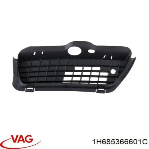 Заглушка ПТФ бампера переднего правая Фольксваген Гольф 3