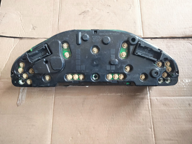 MERCEDES 2105400548 Панель приборов в наличии Житомир