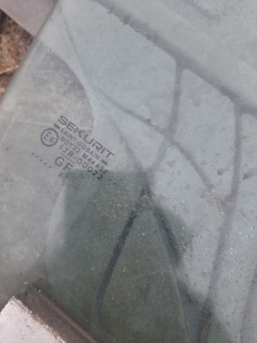 24449811 OPEL Стекло двери передней правой купить в Черновцы