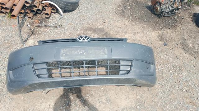 2K5807221 VAG Передний бампер купить в Ирпень