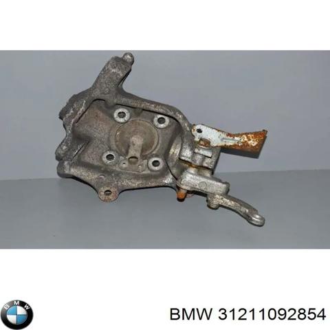 31211092854 BMW Цапфа передняя правая купить в Каменское