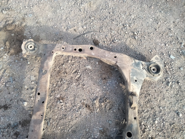 TOYOTA 5110033072 Подрамник передний в наличии Полтава