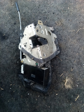 51218125668 BMW Замок двери передней правой купить в Одесса