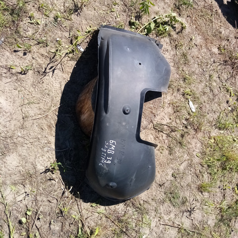 Подкрылок крыла переднего правый Бмв 5