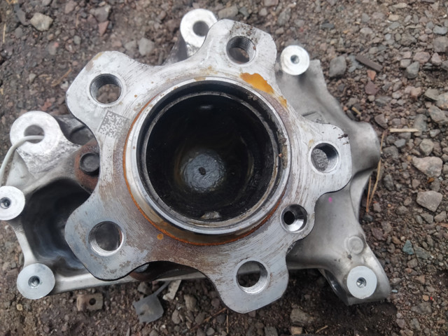 6871191 BMW Задняя ступица купить в Днепр