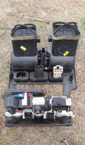7040230732 NISSAN купить в Ужгород