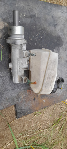 RENAULT 7701207697 Главный тормозной цилиндр в наличии Львов