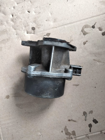 RENAULT 8200031420 Насос вакуумный в наличии Сумы