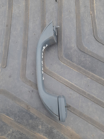 RENAULT 8200437434 Ручка двери задней внутренняя правая в наличии Киев