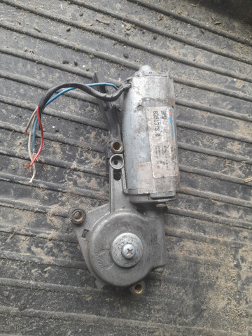 8351876 BMW купить в Ужгород