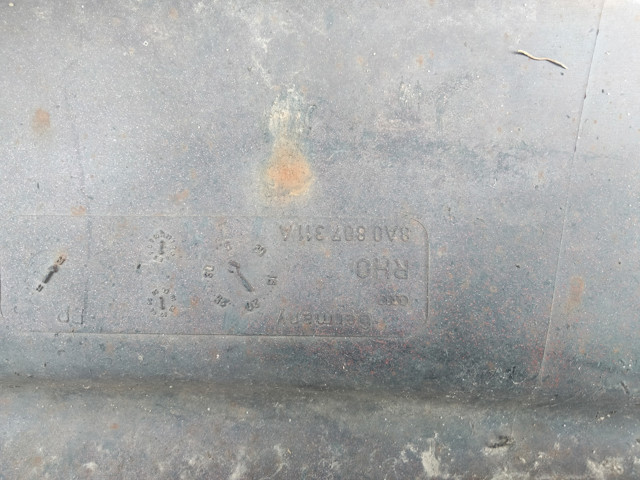 8A0807305AEGRU VAG Бампер задний купить в Николаев