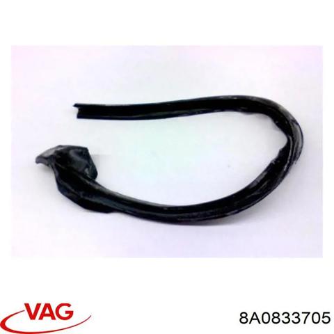 8A0833705 VAG Уплотнитель двери задней левой (на двери) купить в Харьков
