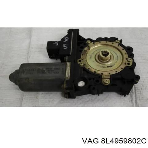 Мотор стеклоподъемника двери передней 8L4959802C VAG