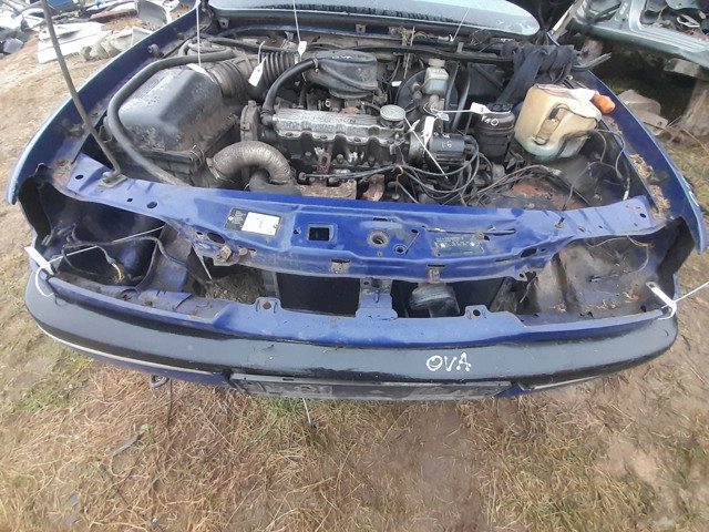 OPEL 90346416 Верхняя рамка радиатора в наличии Винница