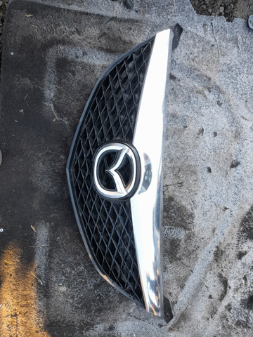 Решетка радиатора Mazda 6