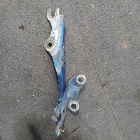 GHP952410B MAZDA Петля капота правая купить в Павлоград