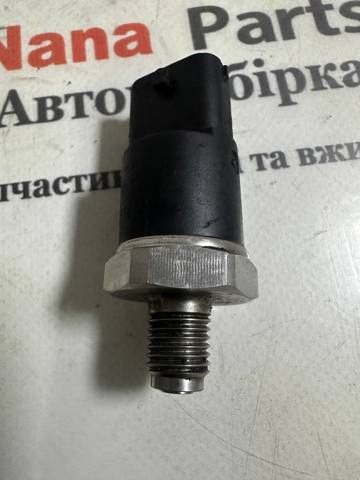 0281002405 Датчик давления топлива купить Тернополь