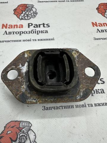 Подушка трансмиссии Дачия Дастер