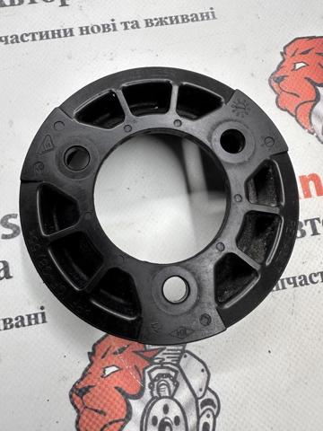 RENAULT 210511238R Шкив водяной помпы в наличии Ужгород