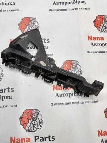 Правое крепление переднего бампера 622204446R RENAULT