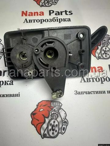 RENAULT 7700352425 Ручка двери боковой (сдвижной) внутренняя левая в наличии Черновцы