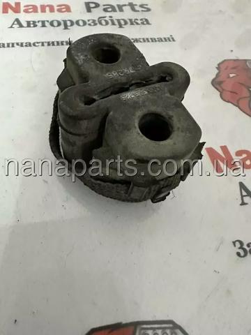 Крепление глушителя 8200505925 RENAULT