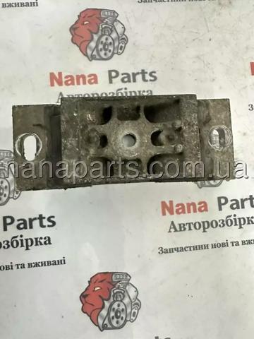 8200676857 RENAULT Левая подушка двигателя купить в Львов