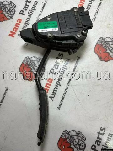 Педали газа 8200724059 RENAULT