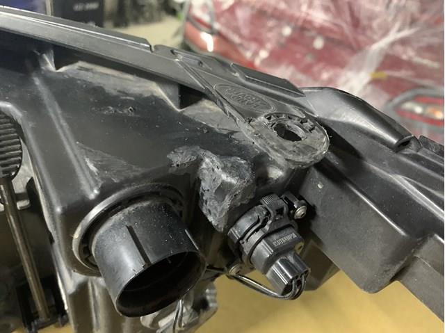 GJ3213W029 LAND ROVER Фара правая купить в Кривой Рог