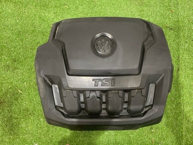06K103925CM VAG Крышка двигателя купить в Ужгород