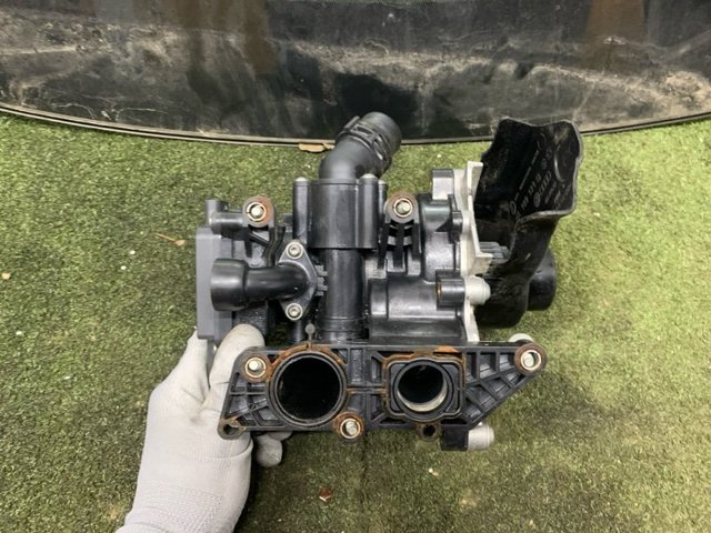 06L121012M VAG Помпа купить в Запорожье