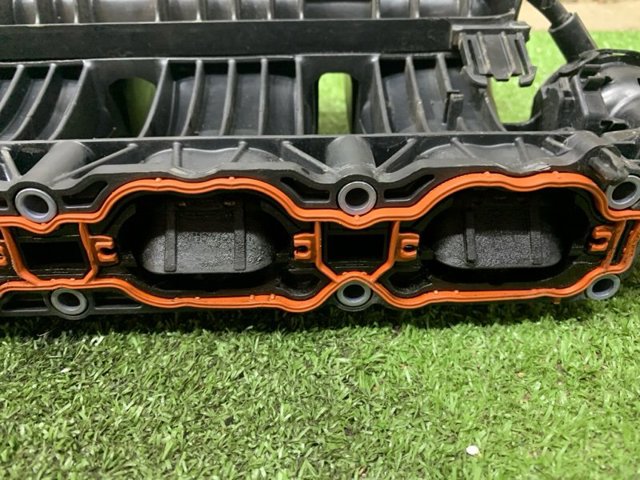 06L133201DK VAG Впускной коллектор купить в Николаев