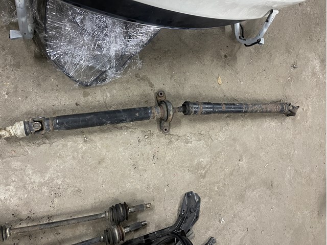 Вал карданный задний 27111FG020 SUBARU