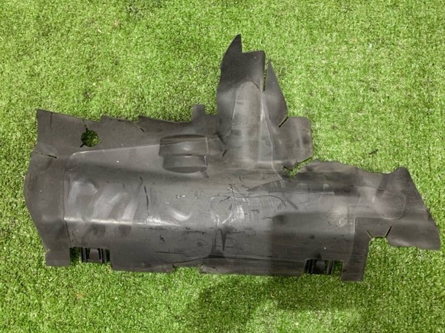 VAG 3CM121283 Воздуховод (дефлектор) радиатора левый в наличии Черкассы