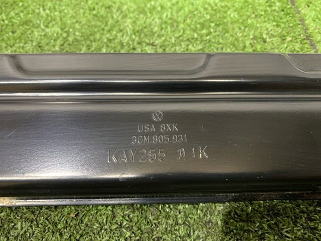 3CM805931 VAG Кронштейн передней панели левый купить в Киев
