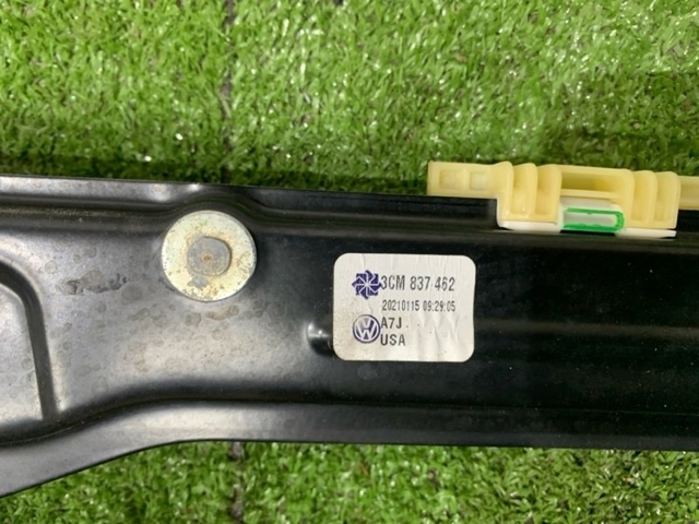 VAG 3CM837462 Стеклоподъемник передней правой двери в наличии Черкассы