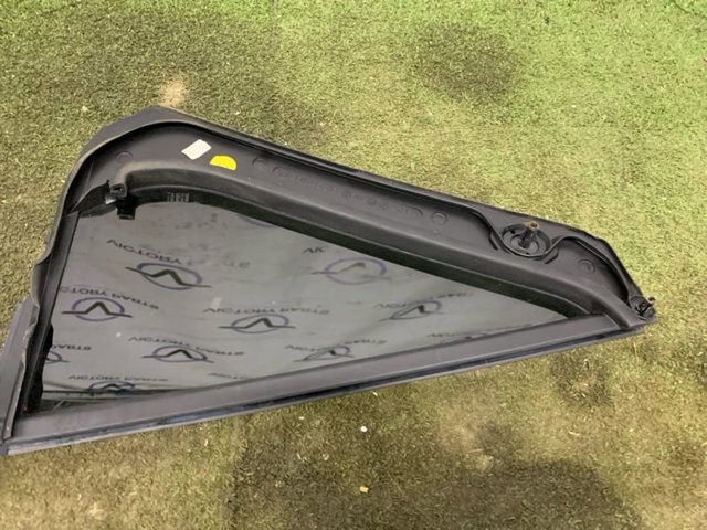 3CM845213 VAG Стекло-форточка двери задней левой купить в Винница
