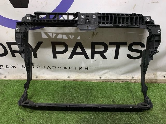 VAG 3CN805588A Рамка радиатора в наличии Запорожье