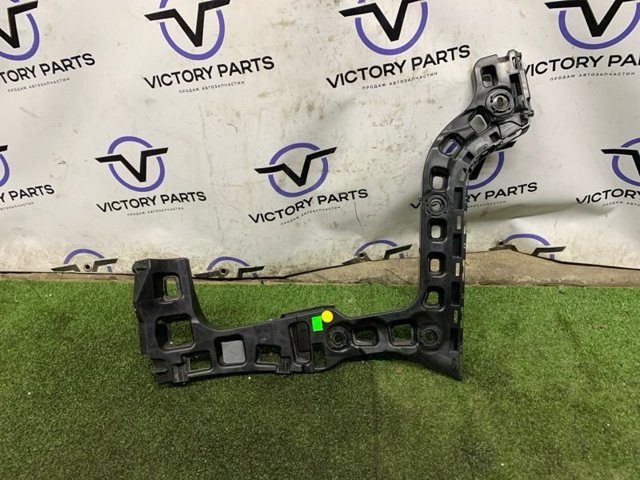 Направляющая заднего бампера, левая 3CN807393D VAG