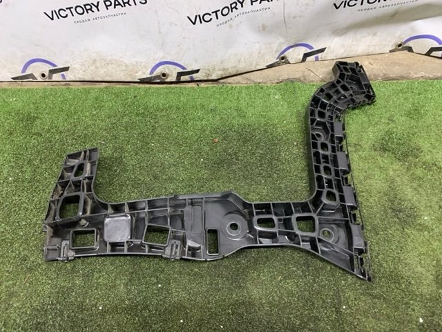 VAG 3CN807394D Направляющая заднего бампера правая в наличии Чернигов