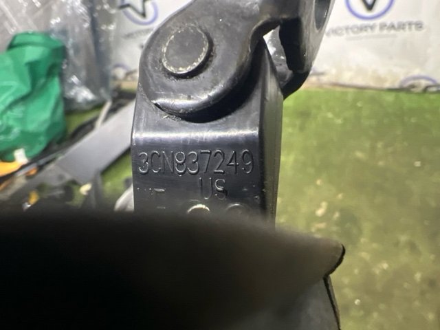 3CN837249 Ограничитель открывания двери передний купить Черкассы