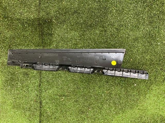 3CN839901B01C Накладка двери задней левой вертикальная купить Полтава