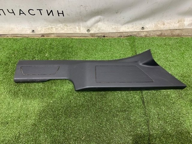 VAG 3CN853370C82V Накладка дверного порога внутренняя задняя правая в наличии Чернигов