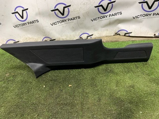 VAG 3CN853370C82V Накладка дверного порога внутренняя задняя правая в наличии Ирпень