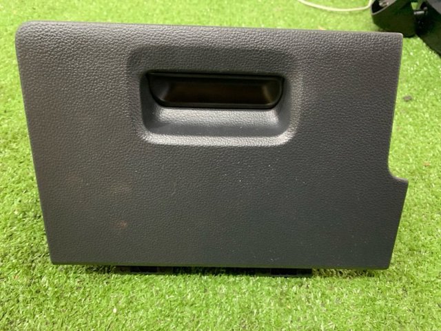 3CN857921A82V VAG Ящик перчаточный (бардачок) купить в Черкассы